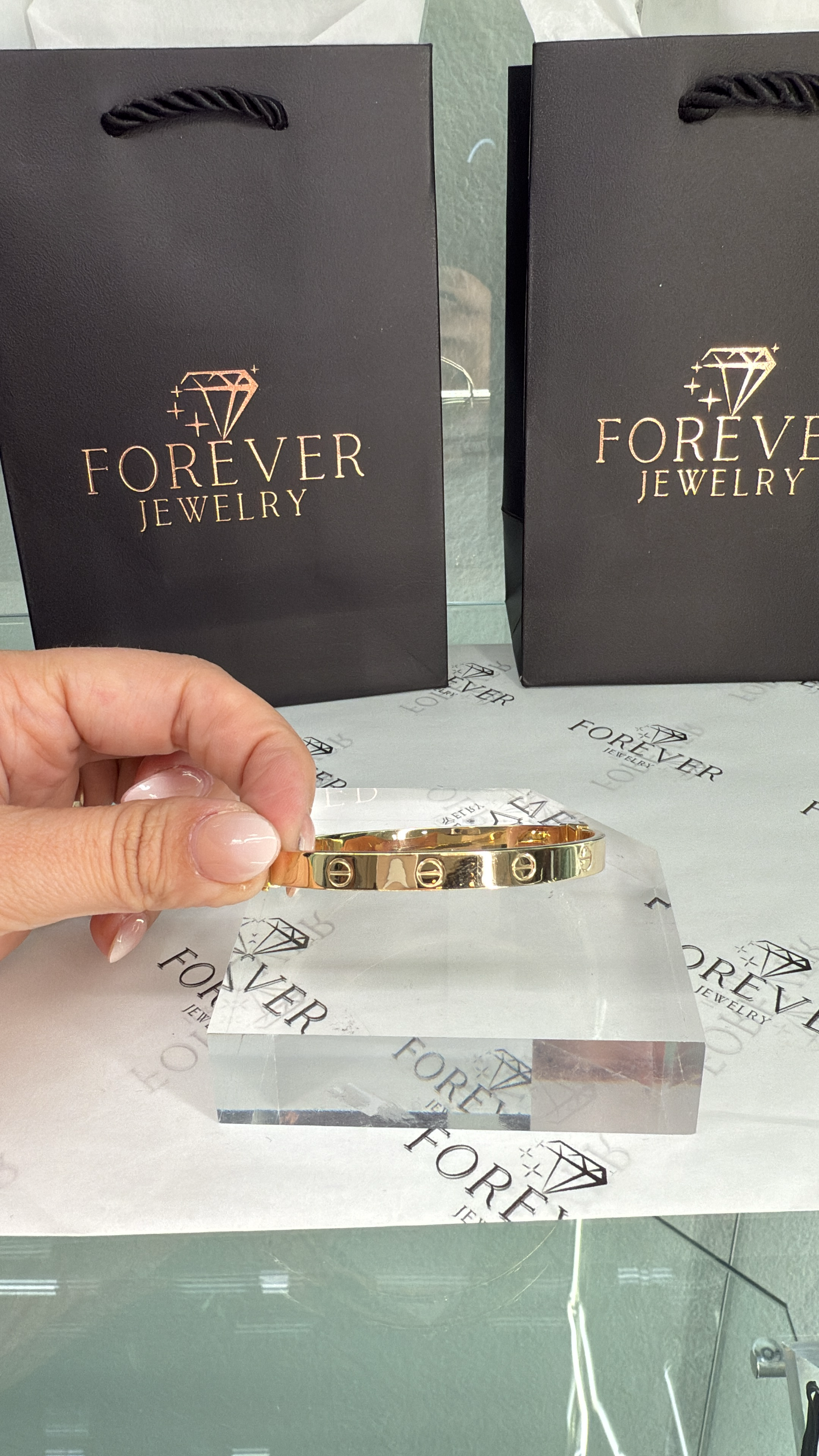 14K GOLD LOVE BRACELET (SEMISOLID)