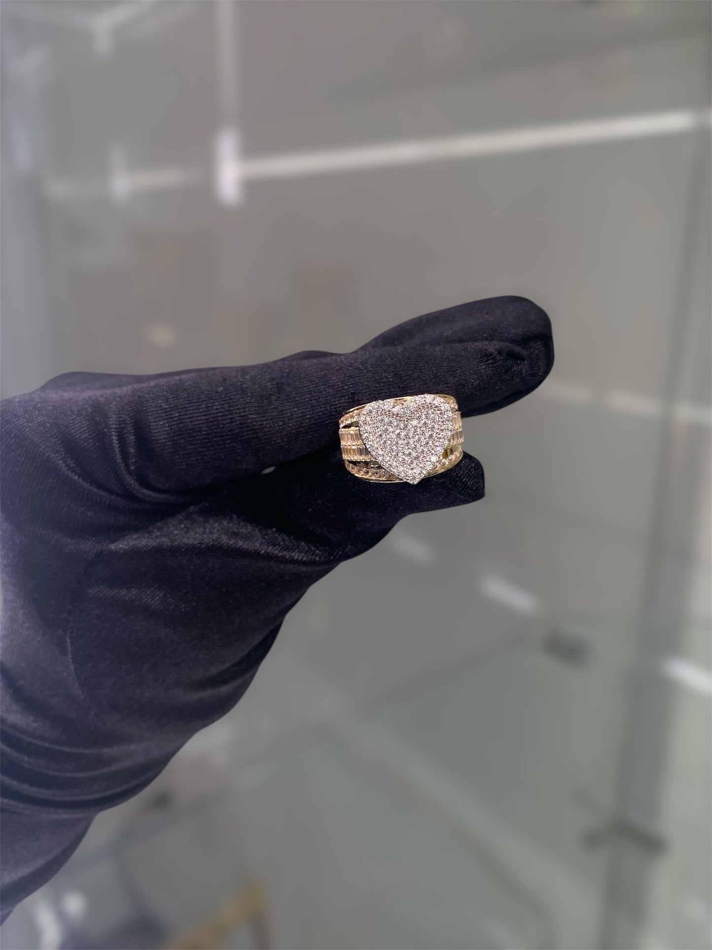 14K GOLD MEDIUM PRINCESS HEART RING