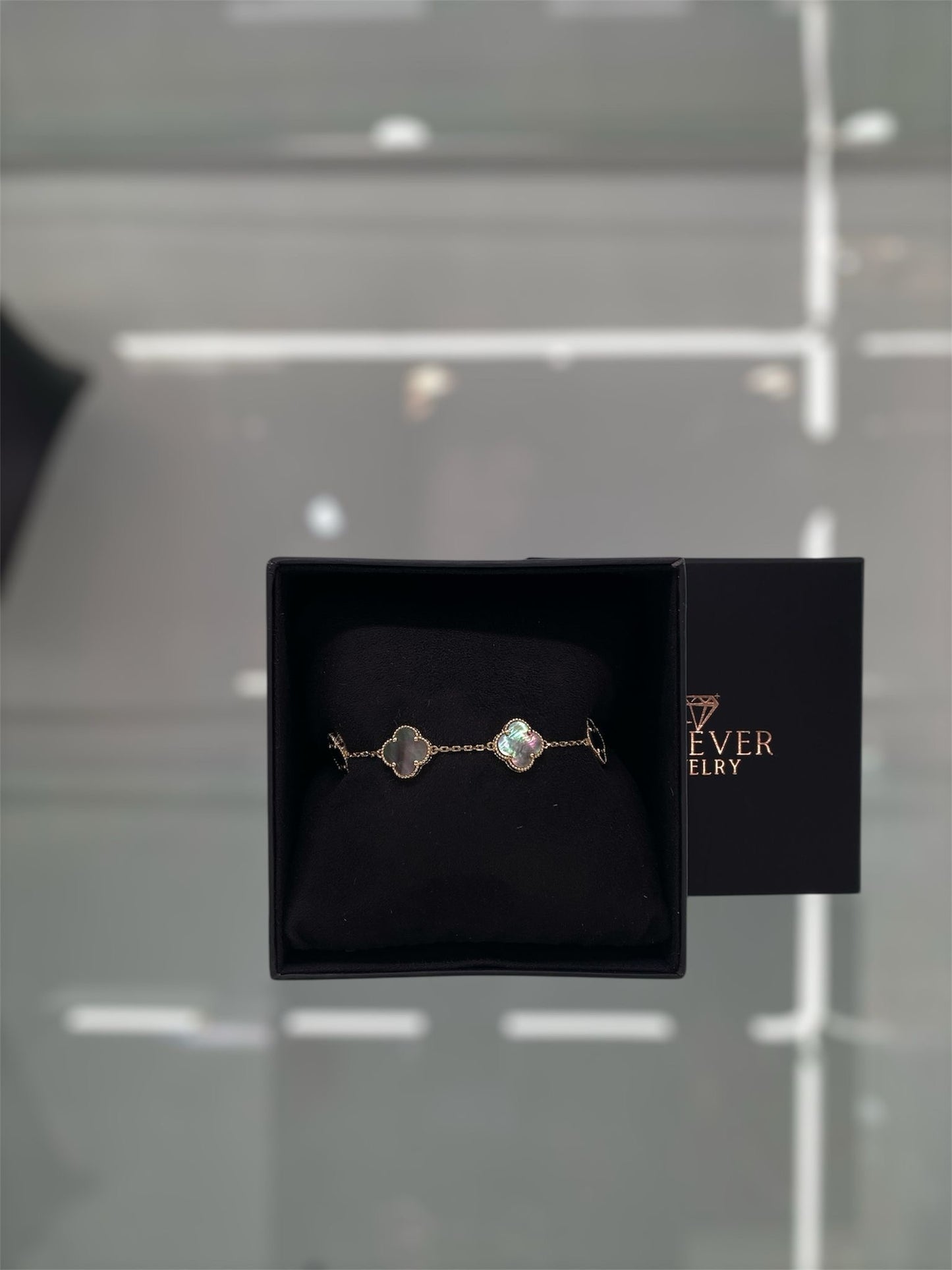 14K GOLD FLOWER BRACELET (TORNASOL)
