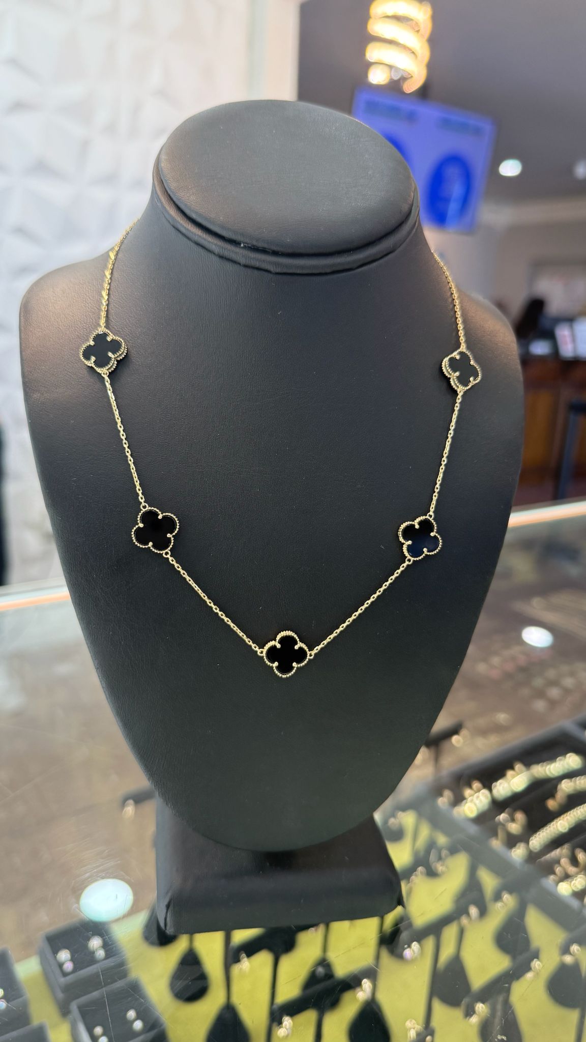 14K Gold Flowers Necklace