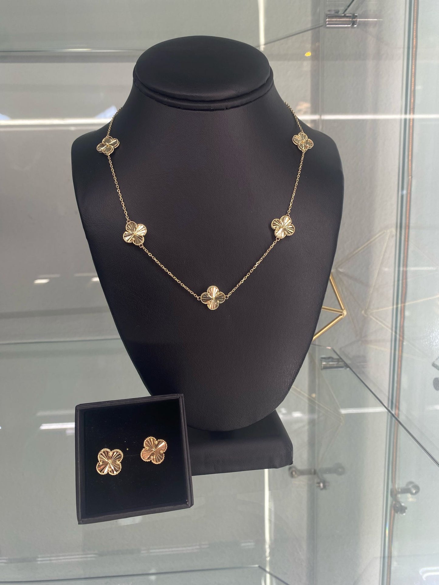 14K SET FLOWERS