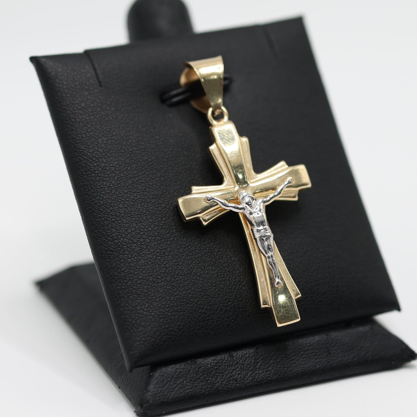14KT GOLD 2 TONE CRUCIFIX CROSS WITH JESUS FIGURE