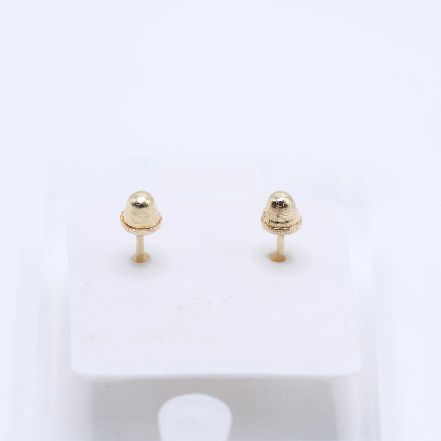14KT GOLD HEART & STAR OUTLINE EARRINGS SCREW ON