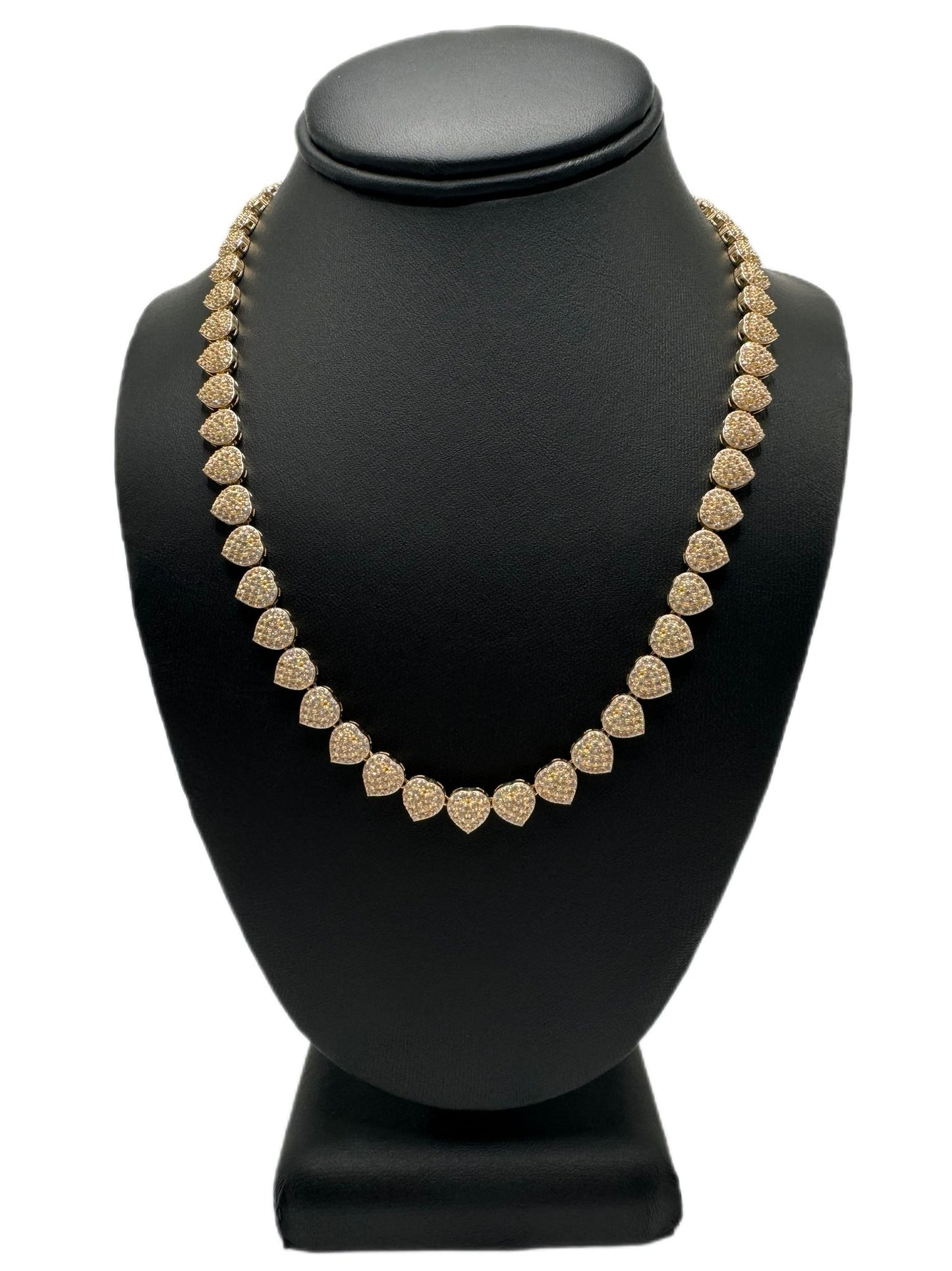 14K GOLD HEART NECKLACE W/ ZIRCONIA