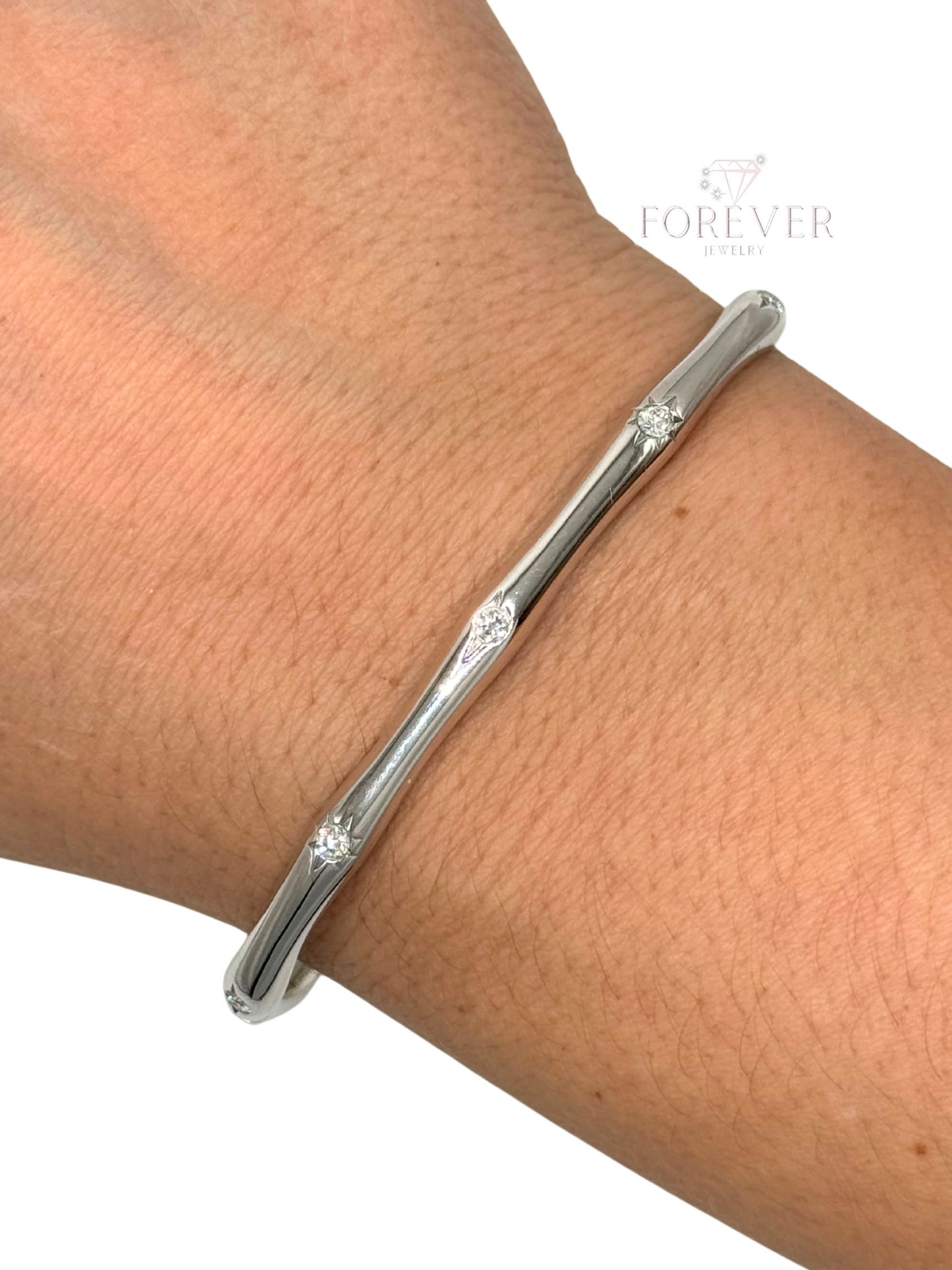 14K NATURAL DIAMOND BANGLE