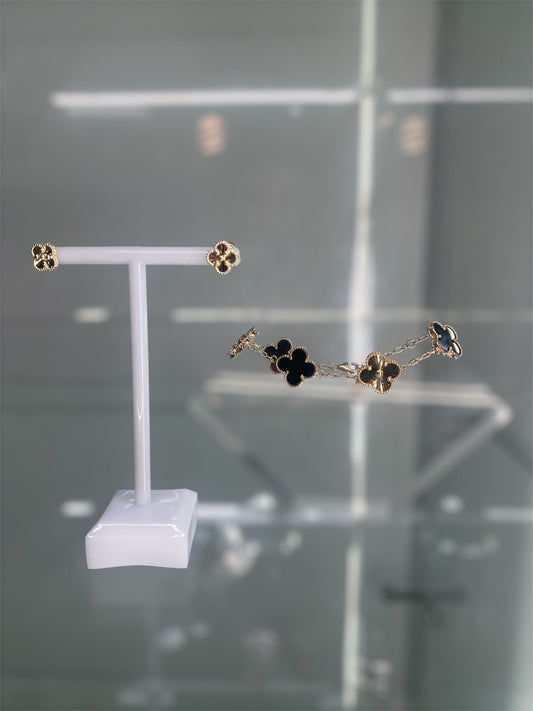14KT GOLD FLOWER SET