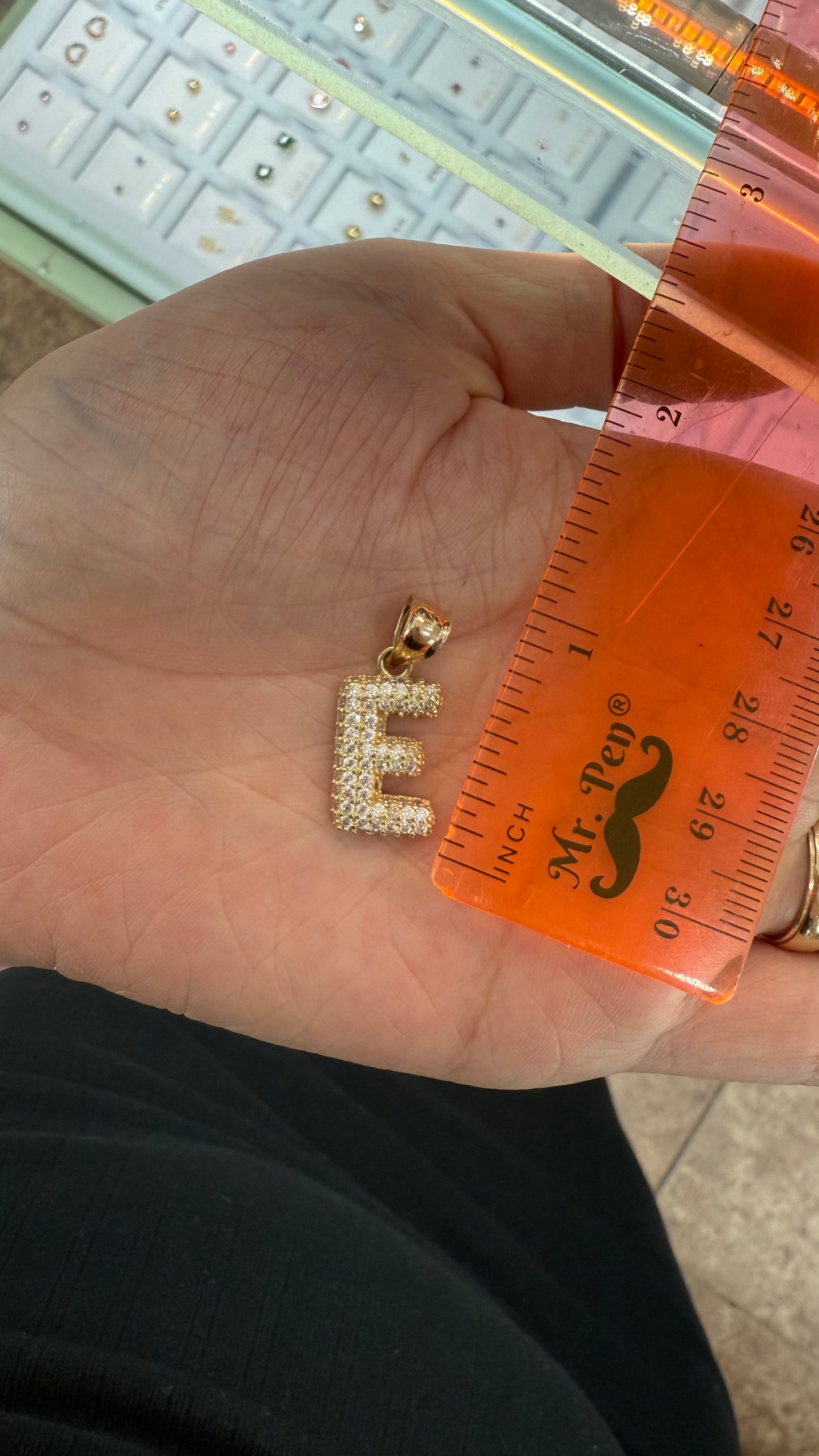 14KT GOLD LETTER “E”