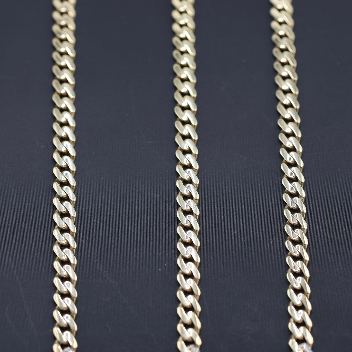 10KT MONACO CHAIN CLASSIC BRACELET - 5MM PAVE LOCK CERTIFIED