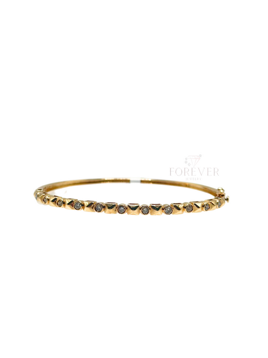 14K SQUARE NATURAL DIAMOND BANGLE