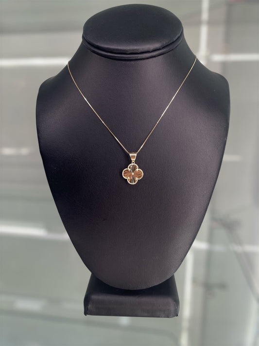 14KT GOLD FLOWER SET