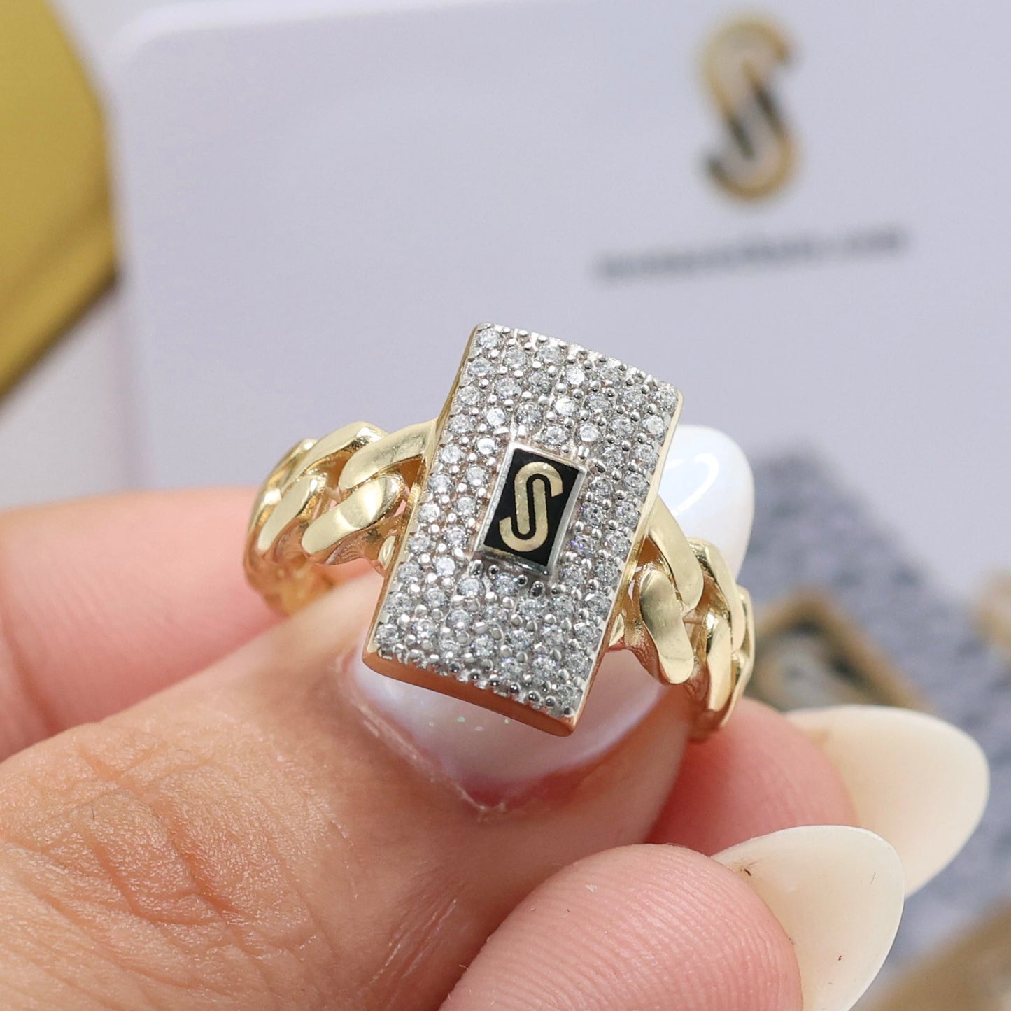 14KT GOLD MONACO CHAIN CLASSIC RING CERTIFIED - PAVE STYLE
