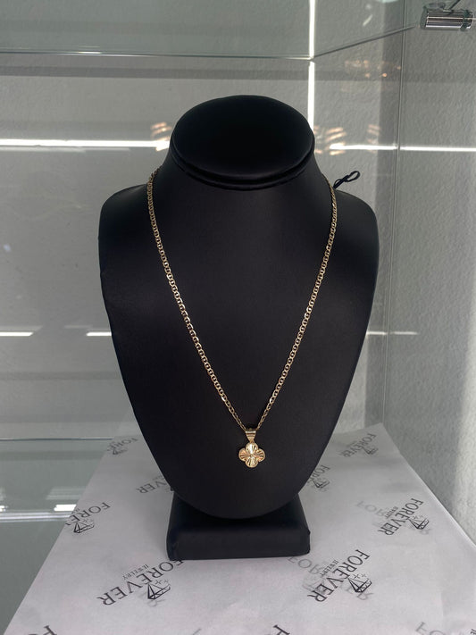 14K Gold Flower Pendant with Chain