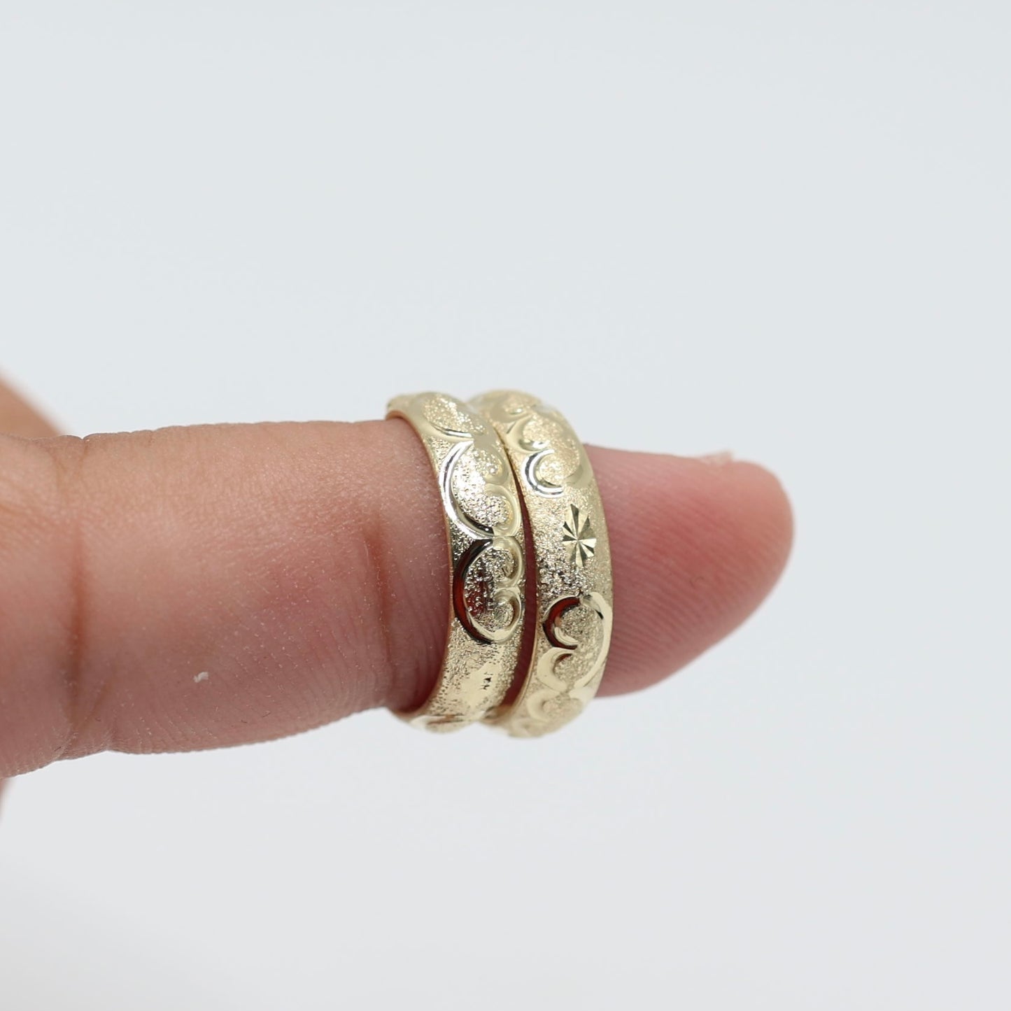 14KT GOLD HEART ENGRAVED HOOPS WITH TEXTURE