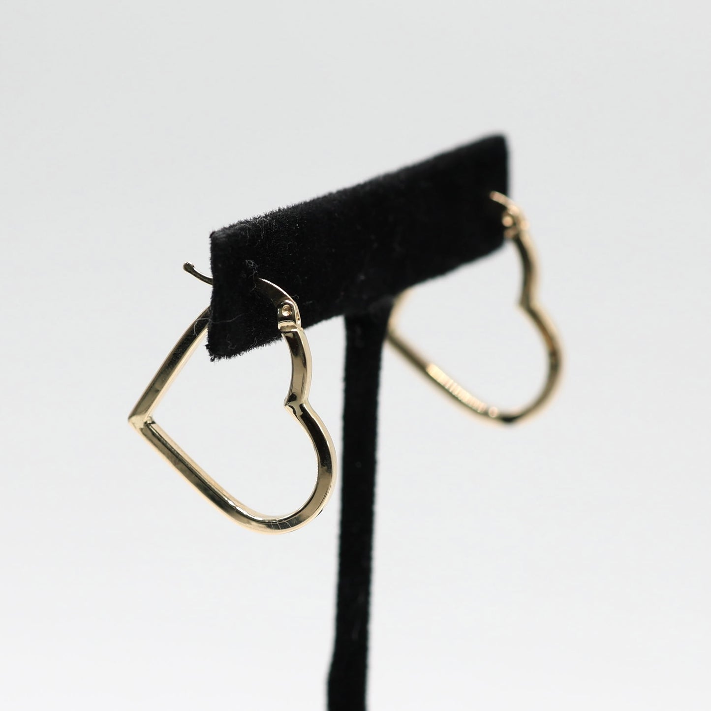 14KT GOLD SQUARED OPEN HEART HOOPS