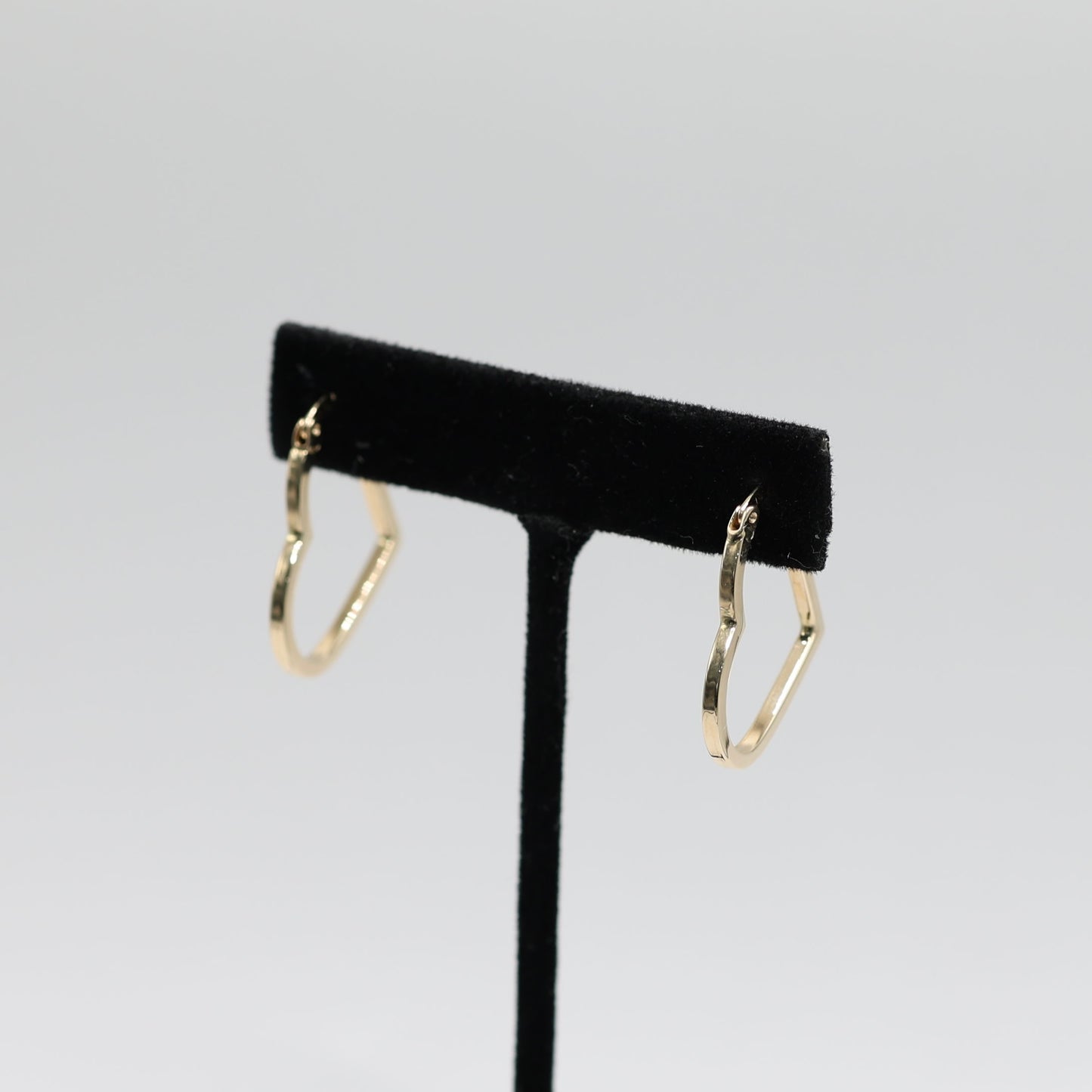 14KT GOLD SQUARED OPEN HEART HOOPS