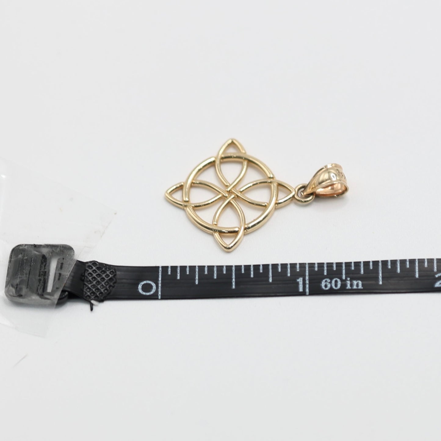 14KT GOLD WITCHES KNOT PENDANT