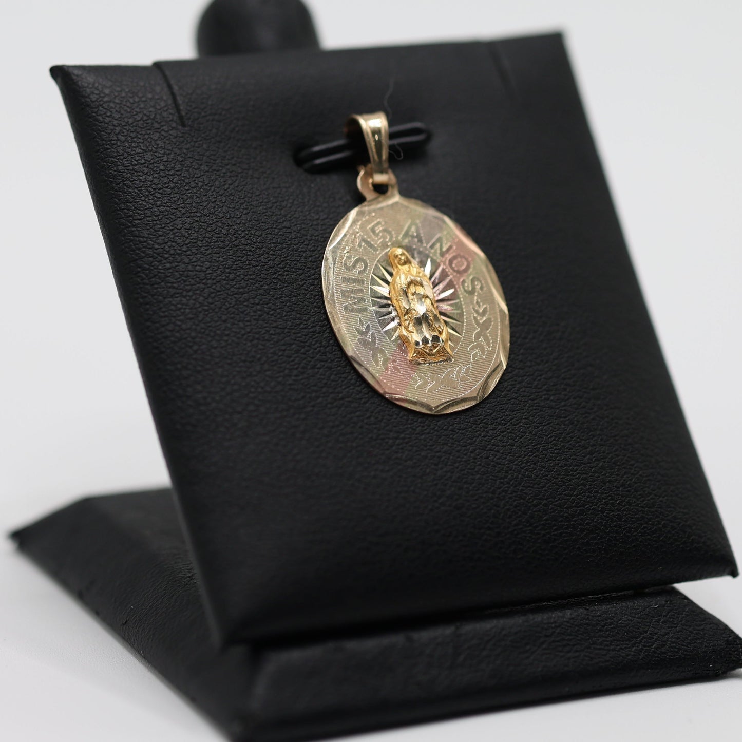 14KT GOLD "MIS QUINCE ANOS" OVAL PENDANT 3 TONE VIRGIN MARY