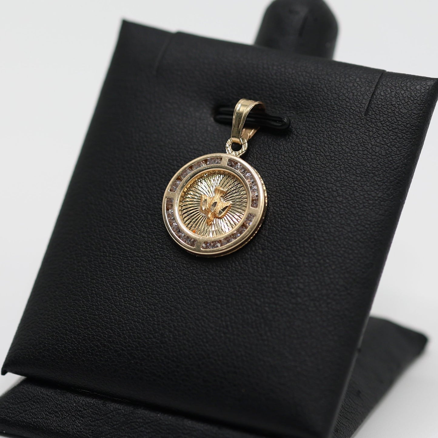 14KT GOLD HOLY SPIRIT CIRCLAR PENDANT WITH CUBIC ZIRCONIA BORDER