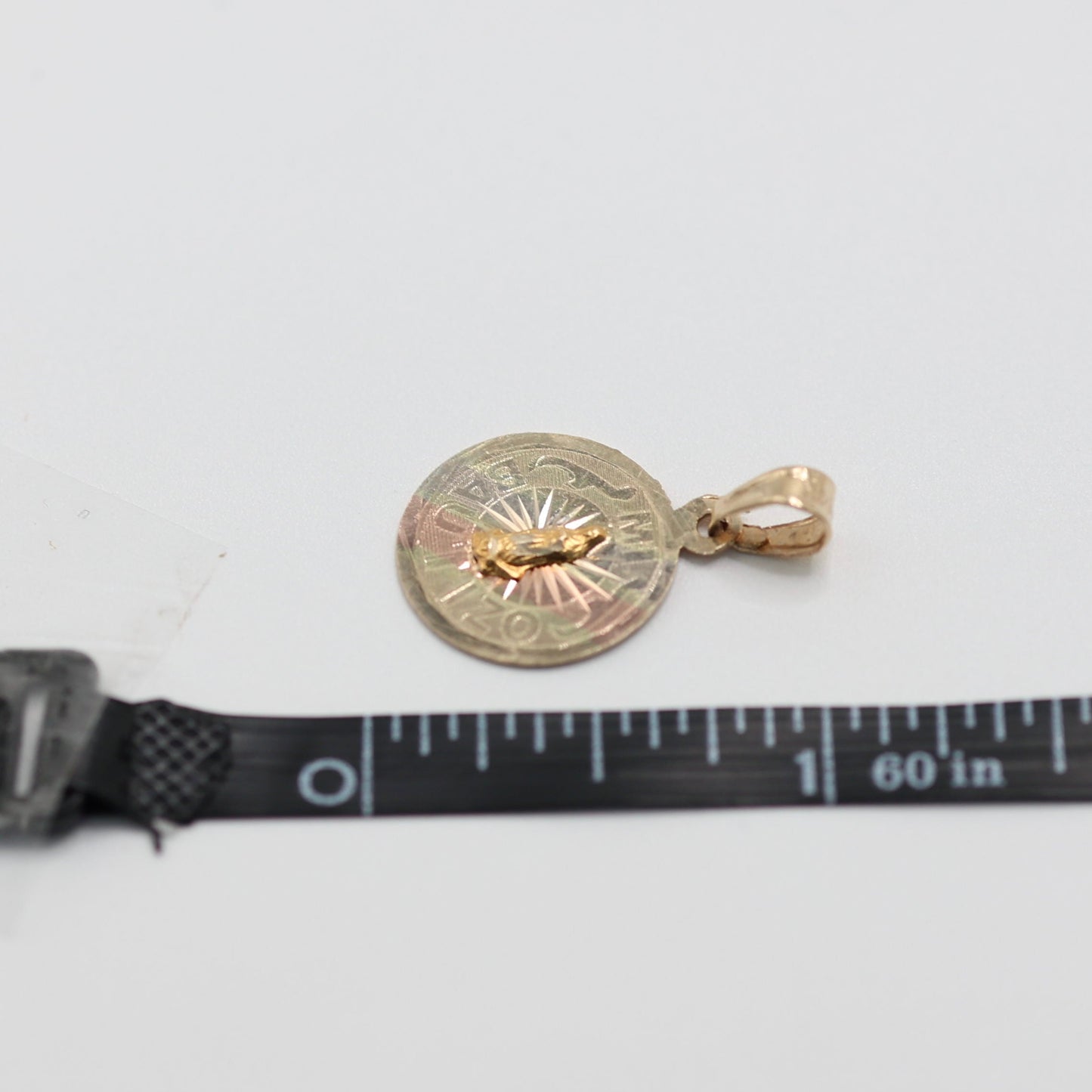 14K GOLD "MI BAUTIZO" 3 TONE CIRCLE PENDANT WITH VIRGIN MARY
