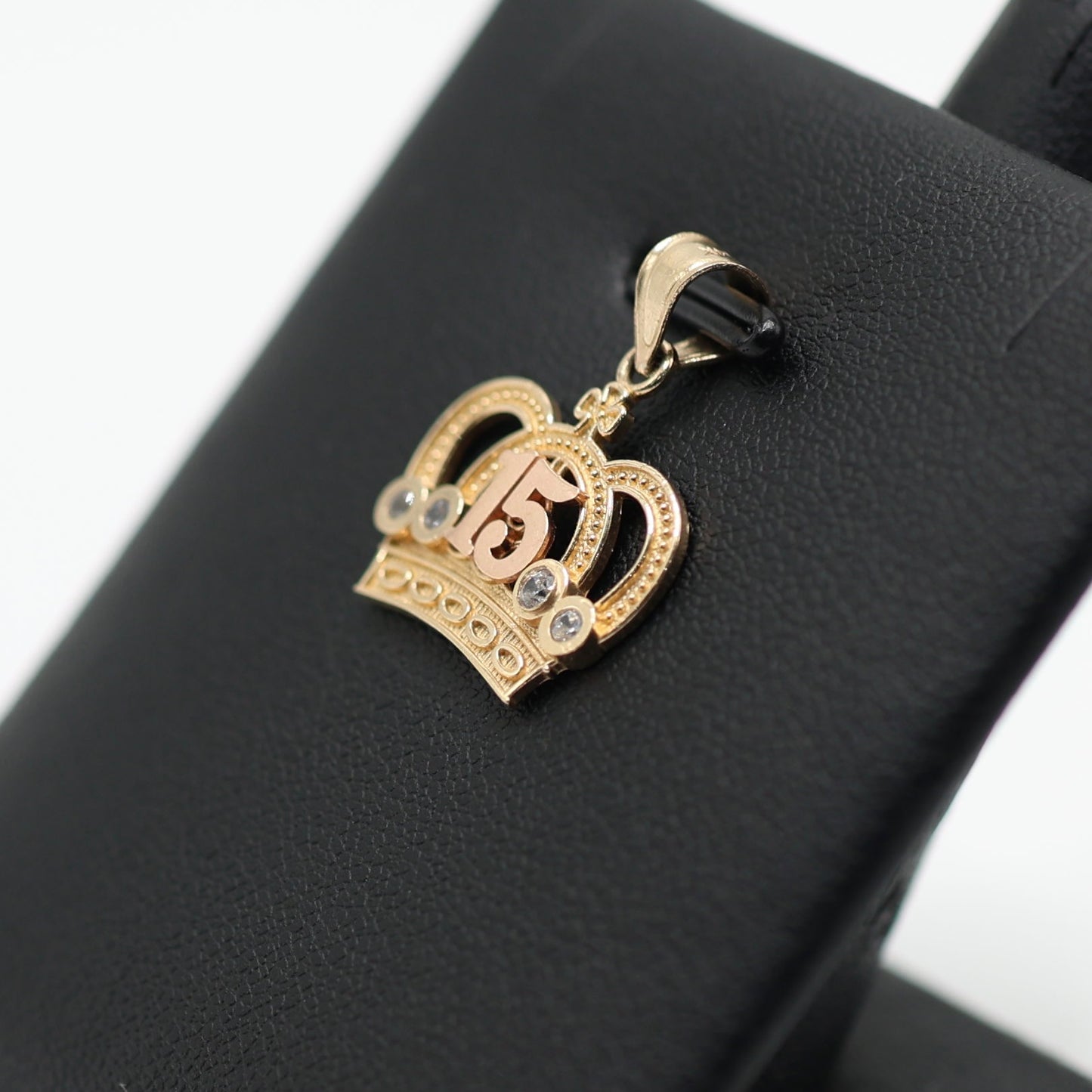 14KT GOLD 3 TONE QUINCE CROWN PENDANT - CUBIC ZIRCONIA STONES
