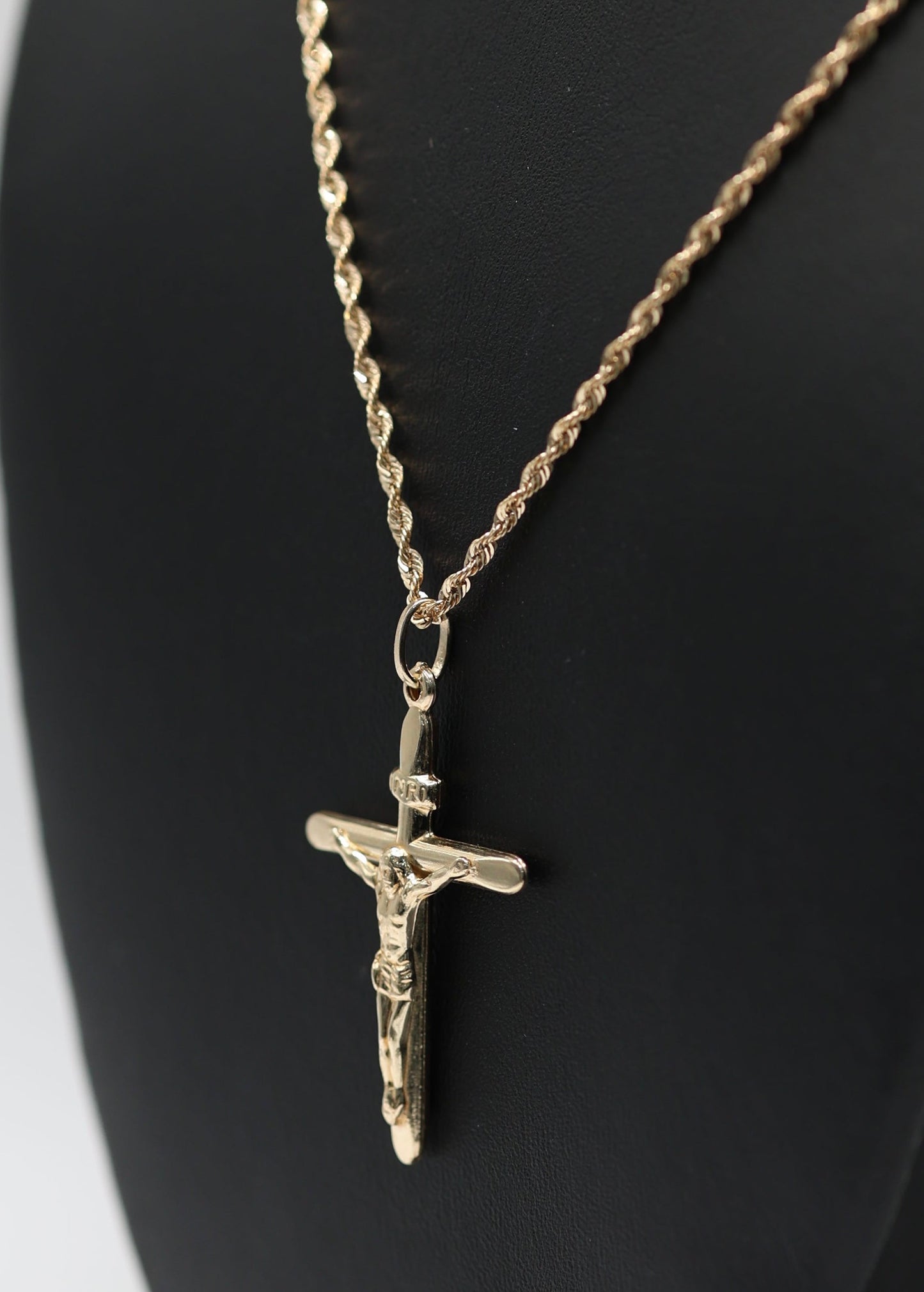 14KT GOLD CROSS PENDANT WITH 18' ROPE CHAIN NECKLACE SET