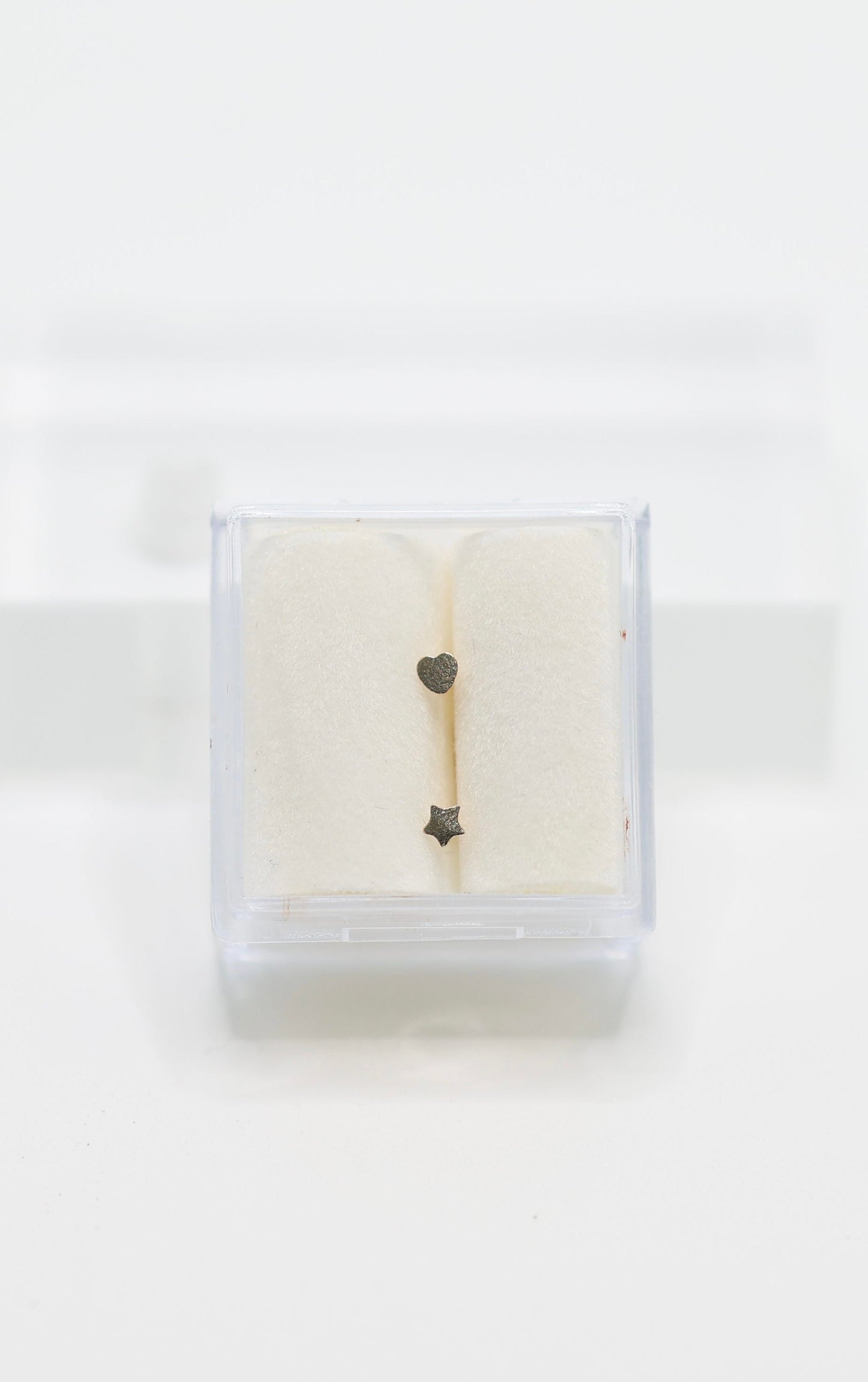 14KT GOLD HEART OR STAR SHAPED NOSE L STUD
