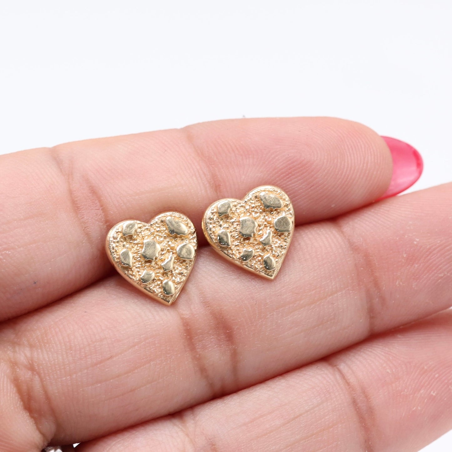 14KT GOLD NUGGET HEART EARRINGS