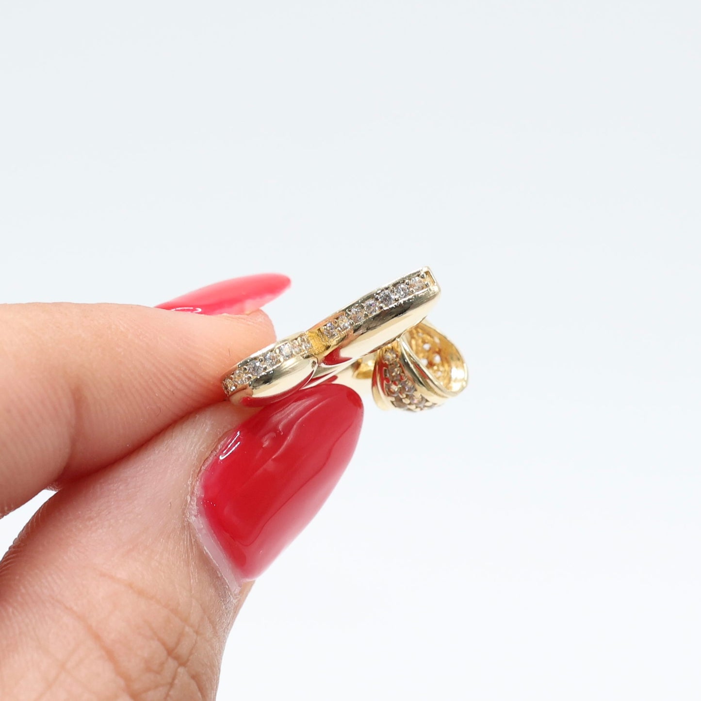 14KT GOLD BUTTERFLY PENDANT WITH CUBIC ZIRCONIA STONES