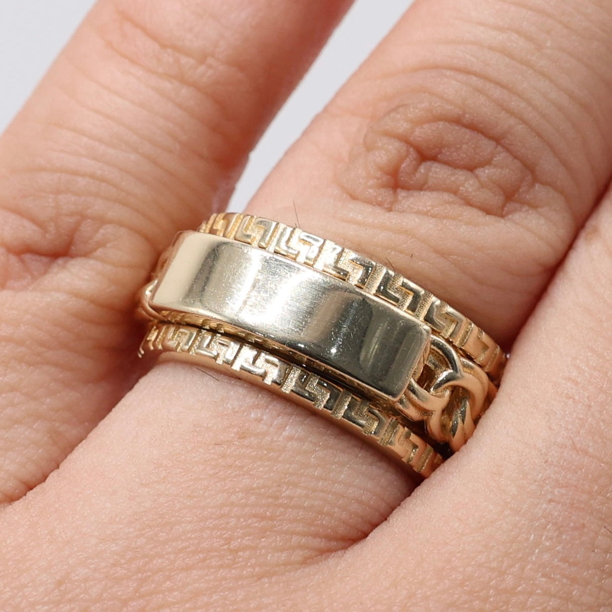 14KT GOLD SPINNING RING WITH FREE LASER ENGRAVING