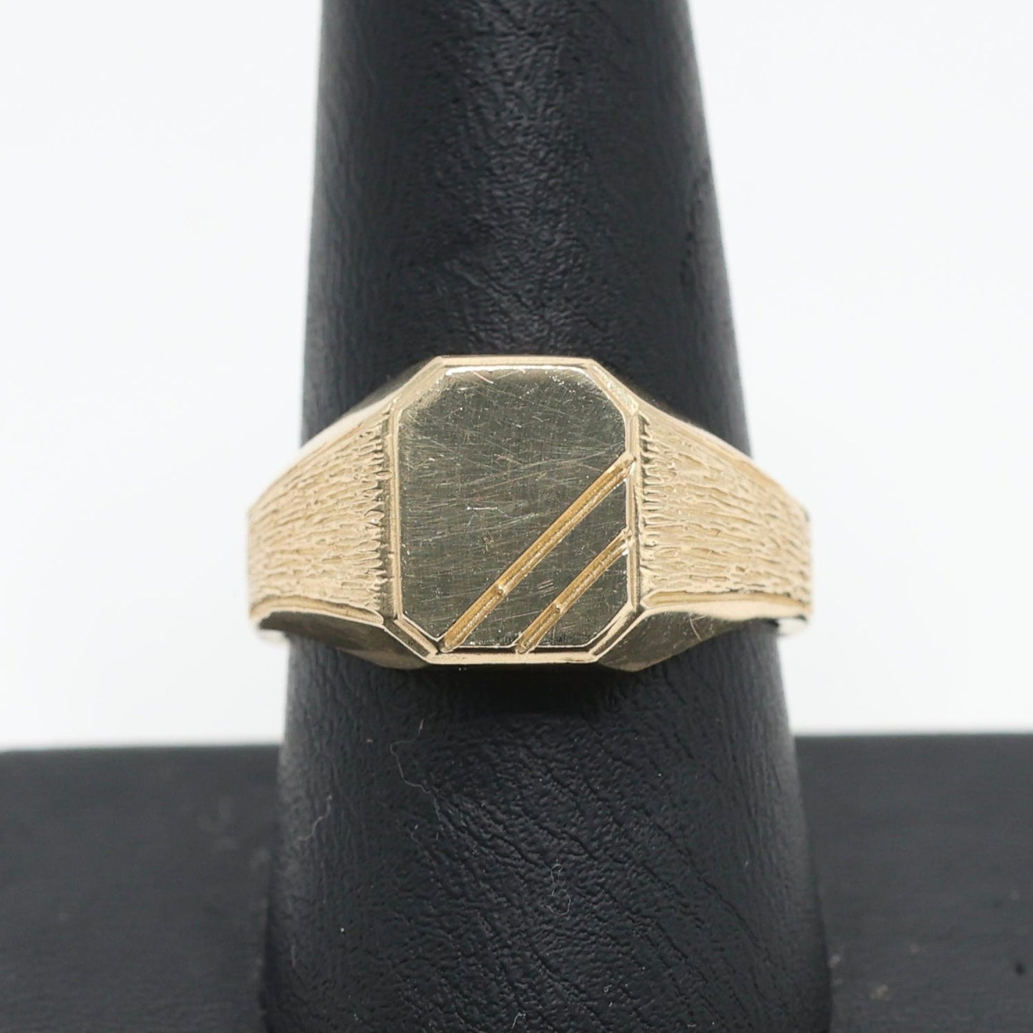 14KT GOLD MENS SQUARE RING WITH CORNER DETAILS - FREE LASER ENGRAVING