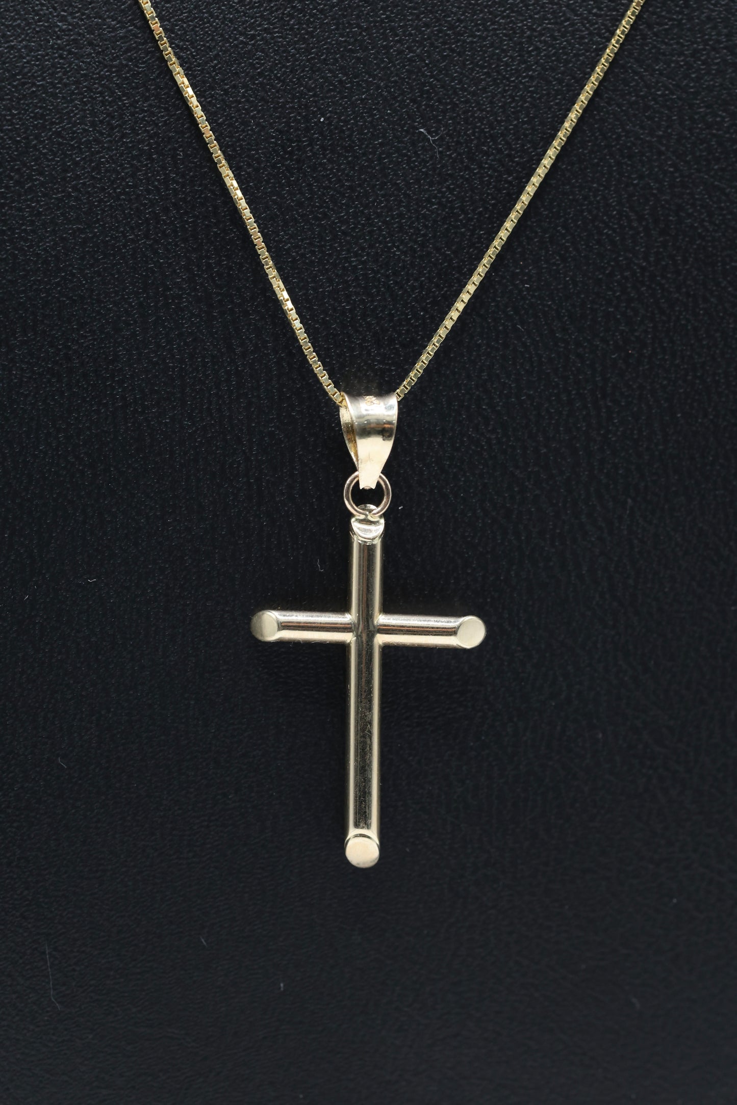 14KT GOLD BOX CHAIN WITH SIMPLE CROSS SET - 3 SIZES