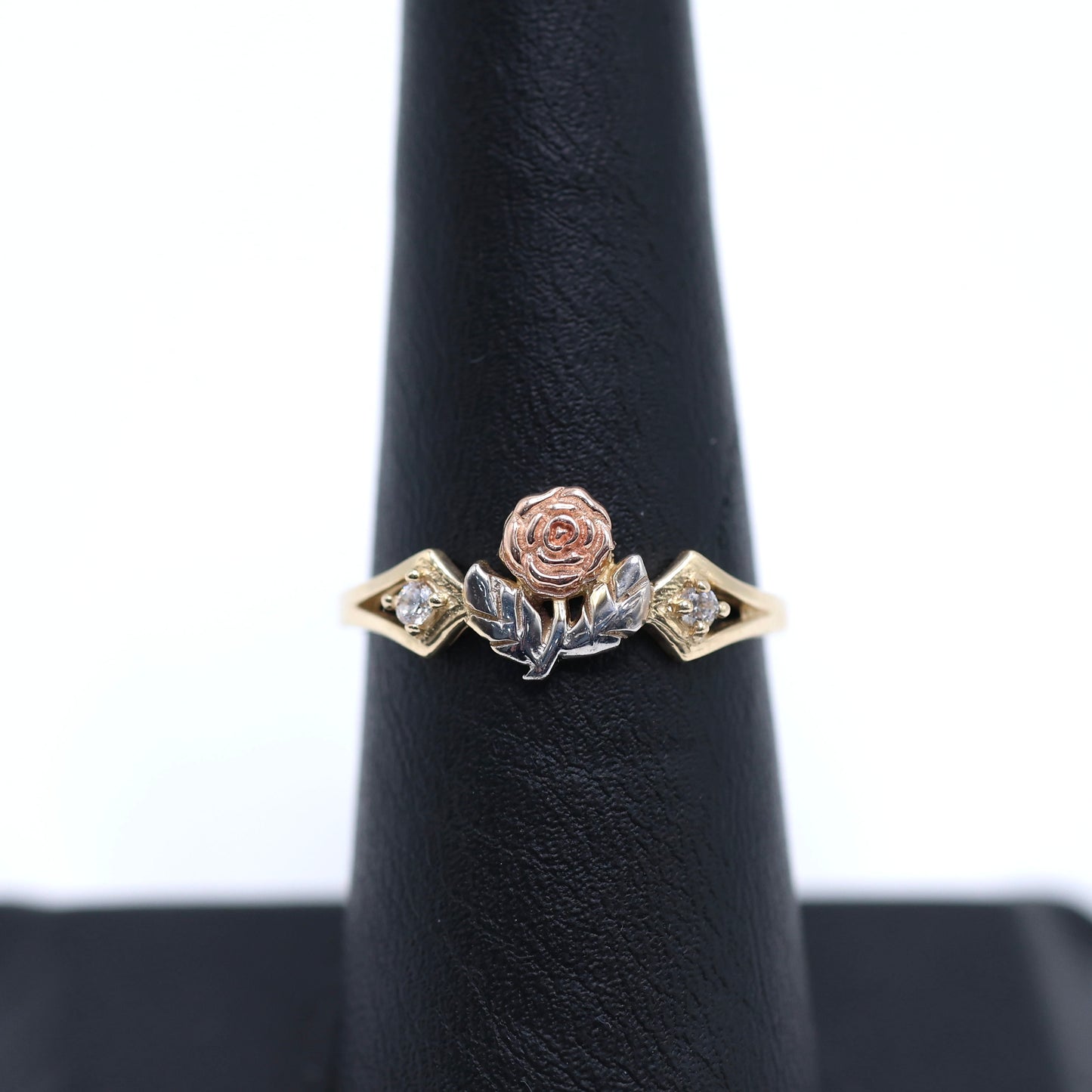 14KT GOLD TRI-TONE ROSE RING W/ CUBIC ZIRCONIA ACCENTS