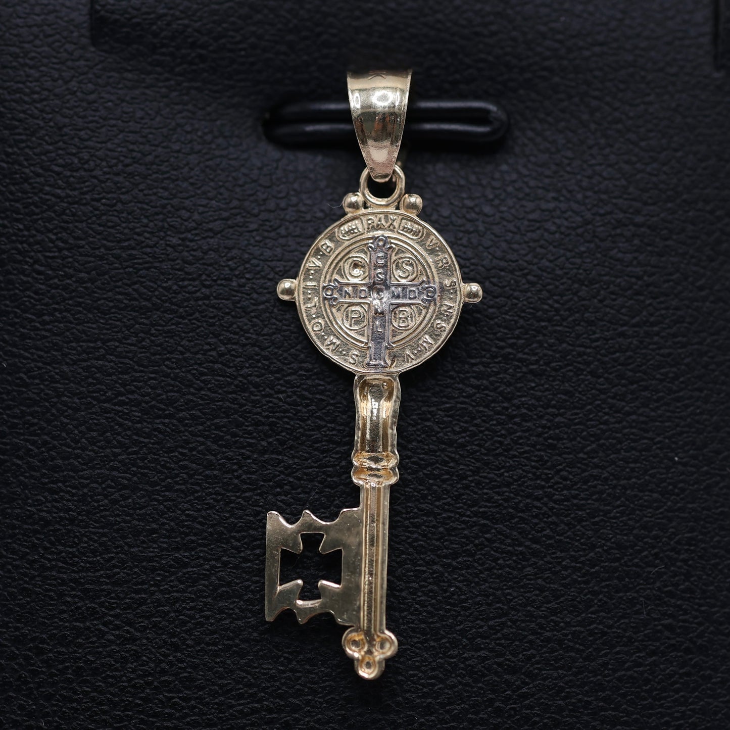 14KT GOLD SAN BENITO KEY MEDIUM