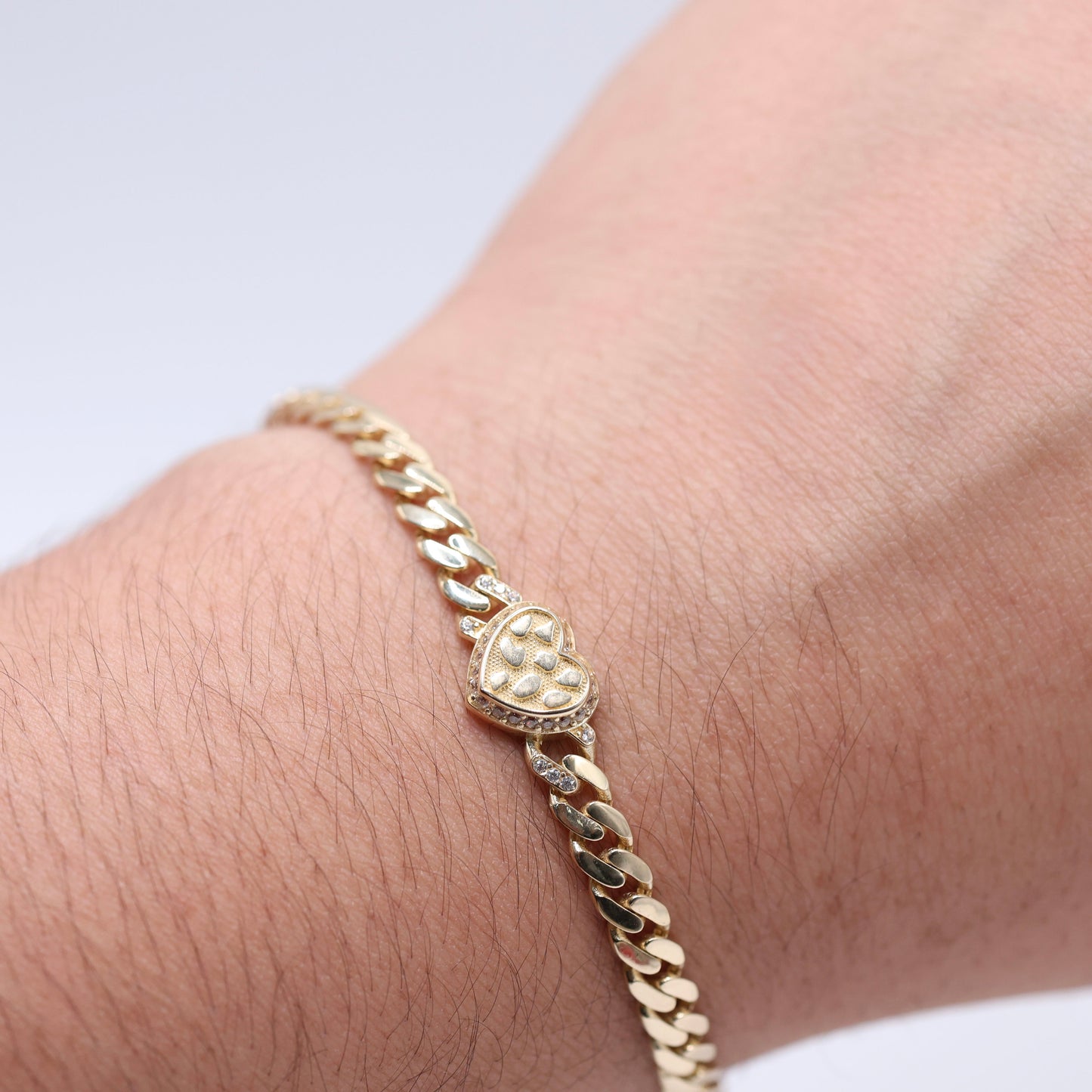 14KT GOLD NUGGET HEART WITH C OUTLINE CUBAN LINK 4.5MM BRACELET SEMISOLID - SZ 7