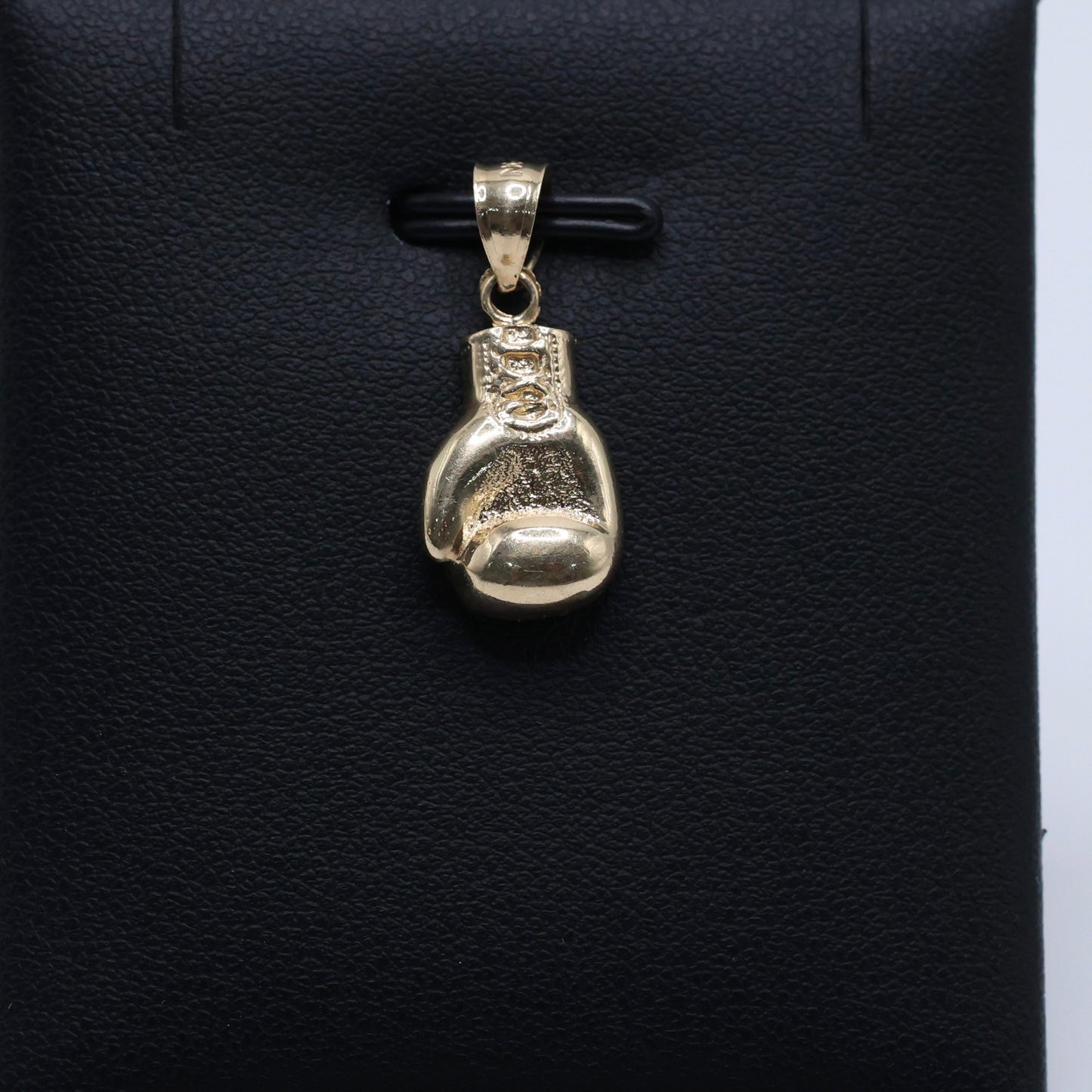 14KT GOLD SMALL BOXING GLOVE PEDNANT - SOLID