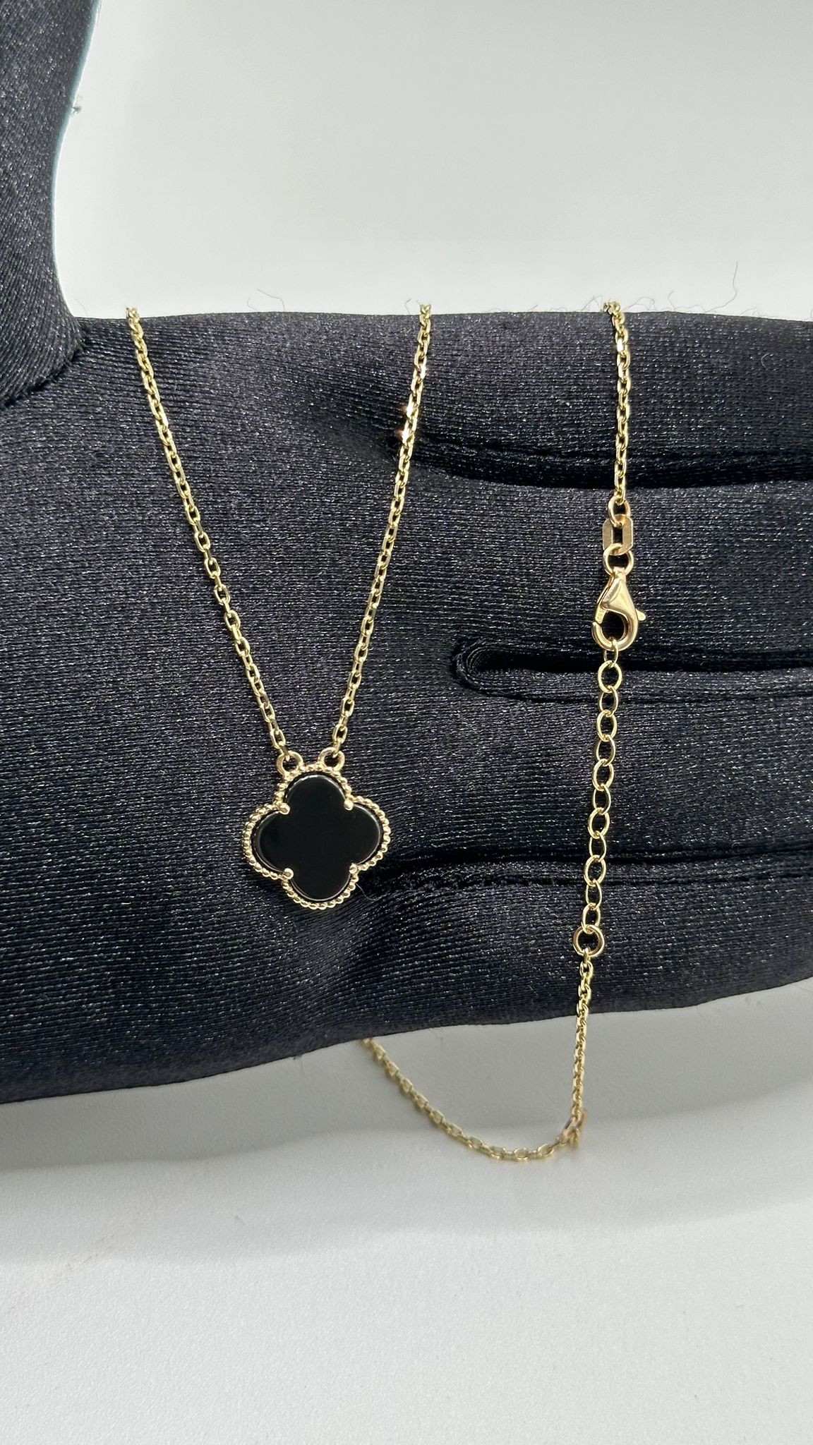 14K GOLD BLACK FLOWER NECKLACE